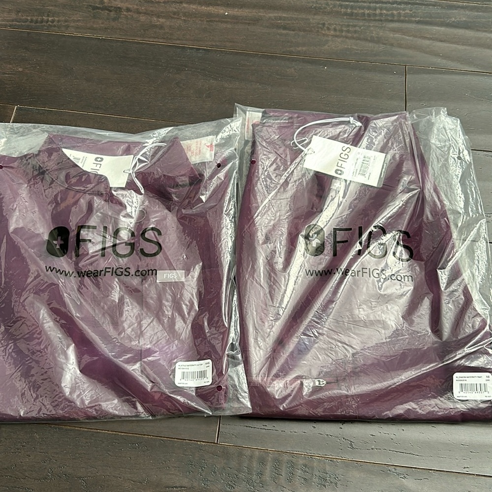 Figs Deep Purple Maternity Scrubs XXS, XS